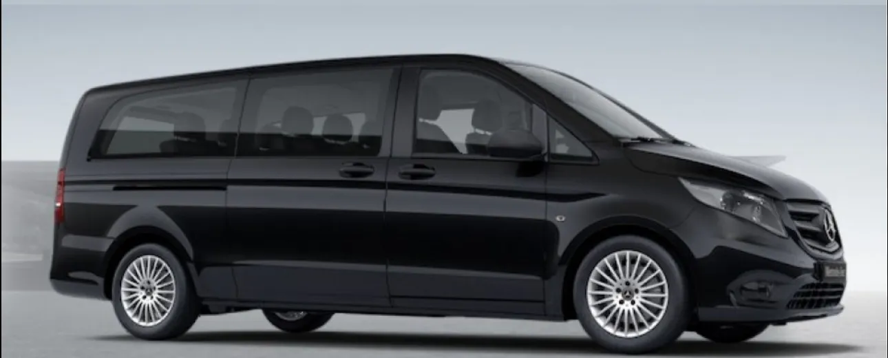 Véhicule funéraire van Mercedes noir pour le transport de corps